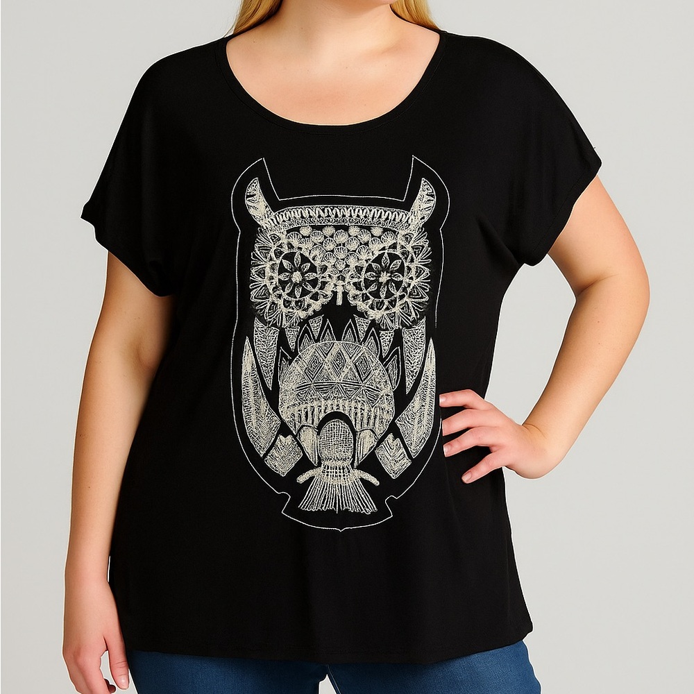 Lane Bryant Black Short Sleeve Tee with Silver Owl Design